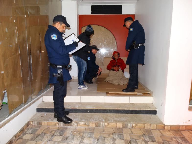 GCM e Assistência Social recolhem doze pessoas para o Espaço  Acolhedor nessa madrugada