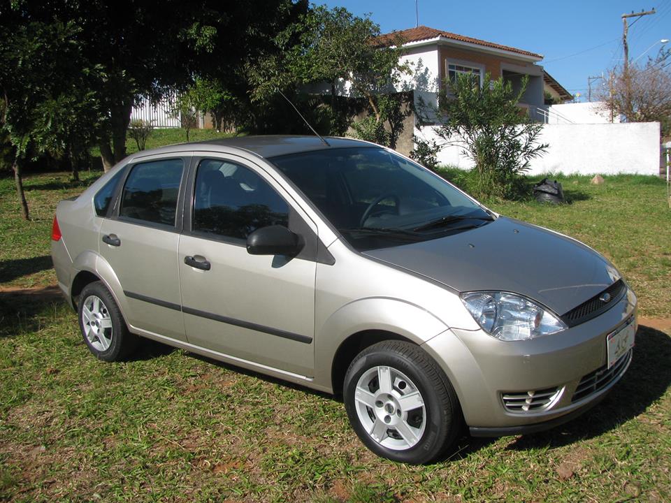 Classificados: Fiesta Sedan, motor 1.6, ano 2006, com preço imperdível Classificados: Fiesta Sedan, motor 1.6, ano 2006, com preço imperdível