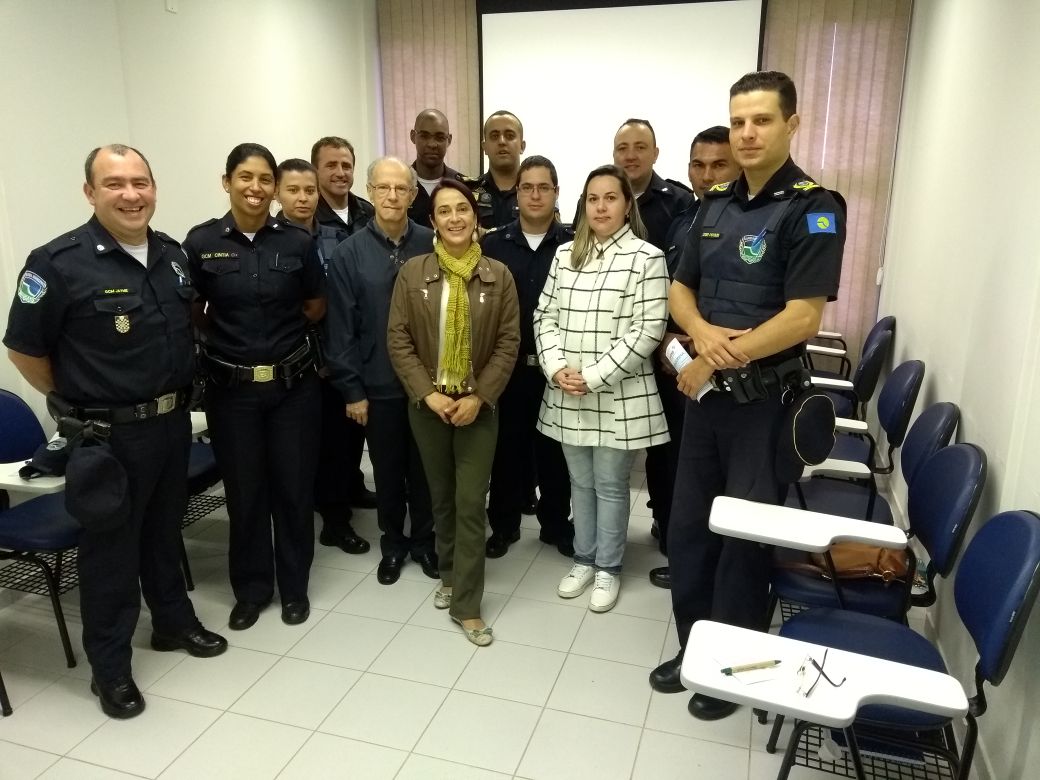 GCM participa de curso de atualização sobre boas práticas na atenção aos usuários de crack e outras drogas GCM participa de curso de atualização sobre boas práticas na atenção aos usuários de crack e outras drogas
