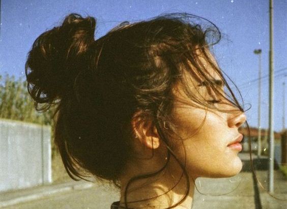 6 maneiras para driblar um cabelo rebelde