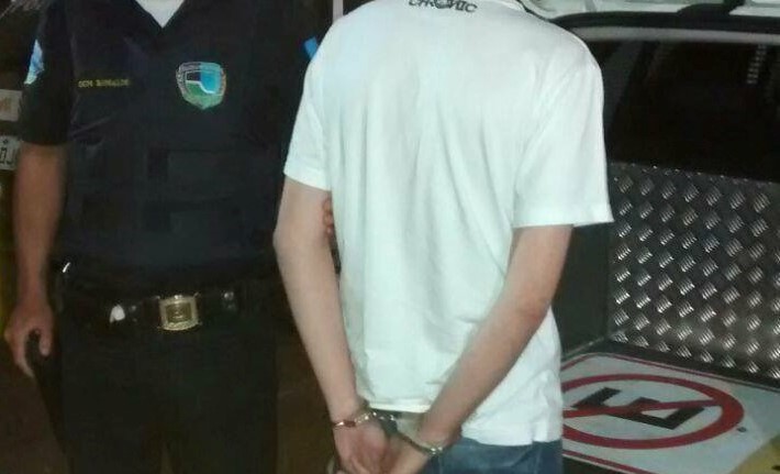 Homem é preso após furtar placa de trânsito em Botucatu