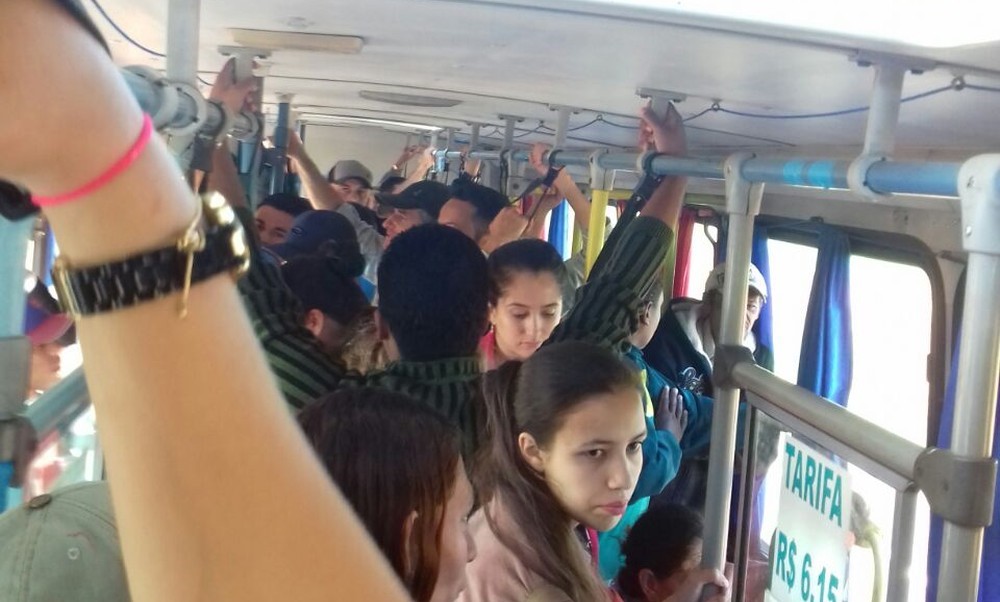 Sem bancos após explosões, Pardinho cria rodízio para servidores viajarem a cidades vizinhas