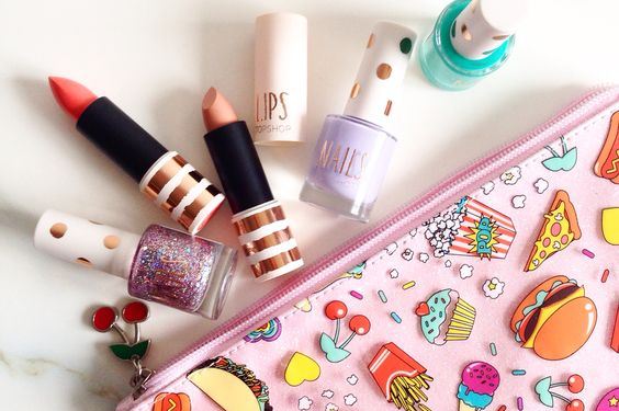 Lista de itens para uma necessaire infalível Lista de itens para uma necessaire infalível