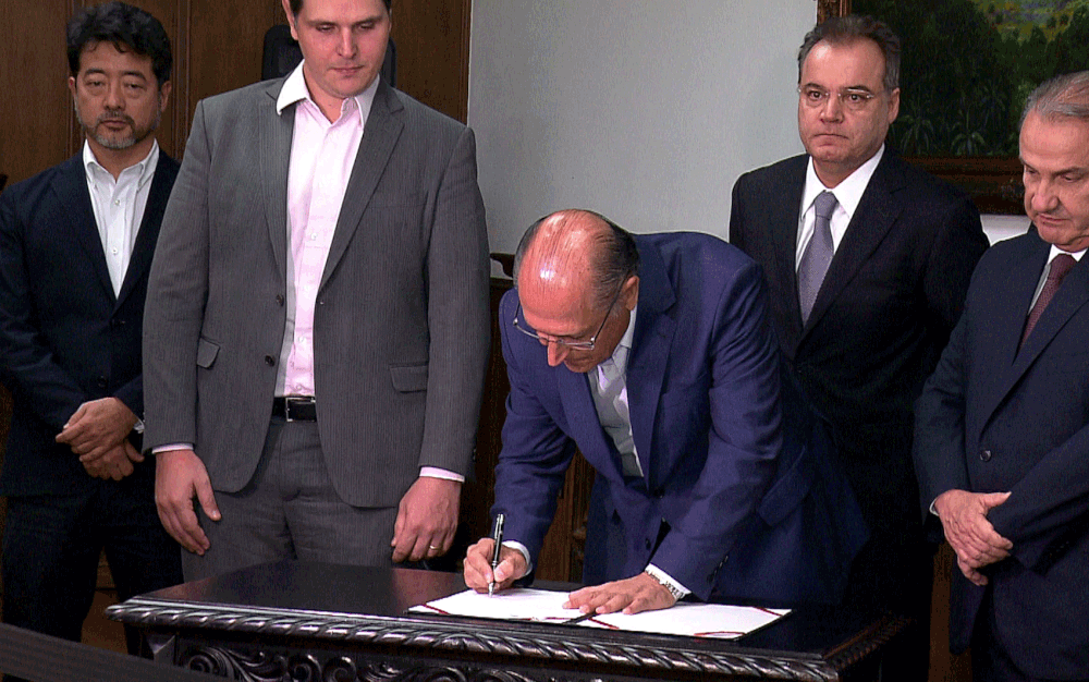 Alckmin anuncia reajuste salarial de 3,5% para funcionalismo público de SP