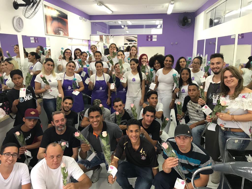 Instituto Embelleze finaliza a ‘Semana da Mulher’ com mais ações