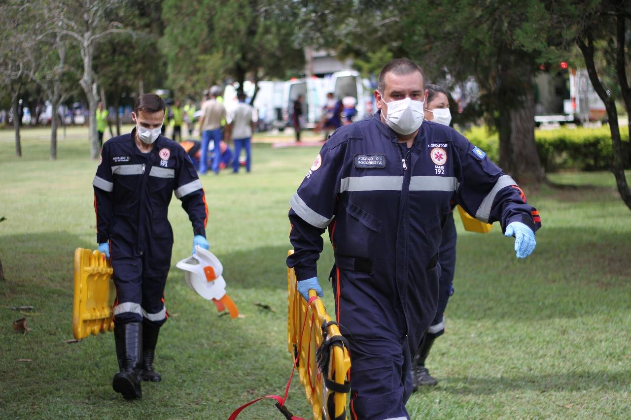 SAMU192 e Corpo de Bombeiros promovem simulado de incêndio na Caio Induscar