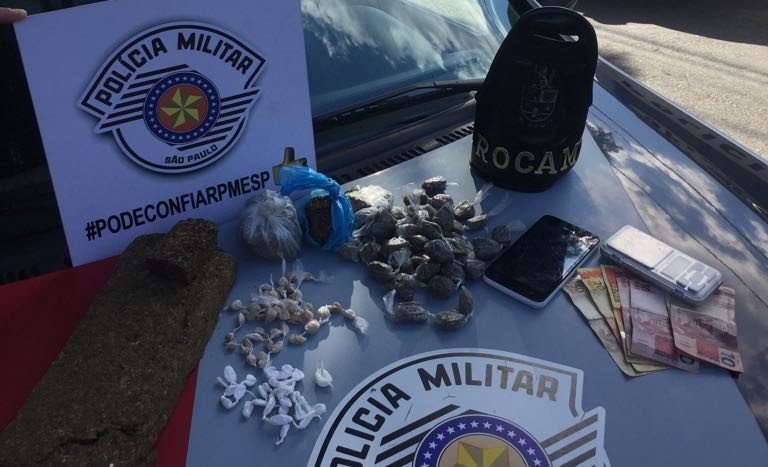 Polícia Militar fecha ‘loja’ do tráfico no Santa Eliza em Botucatu
