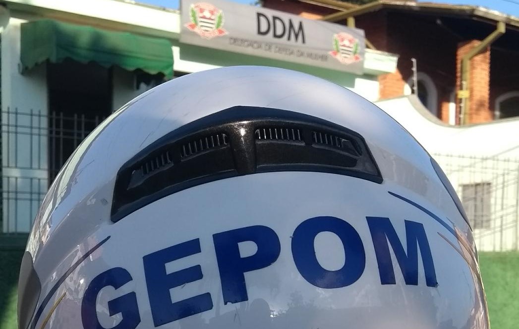 Homem é preso por agredir os filhos em discussão no Bairro Alto