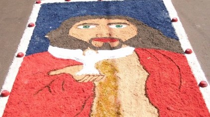 Areiópolis também celebra o Corpus Christi com belas imagens Areiópolis também celebra o Corpus Christi com belas imagens