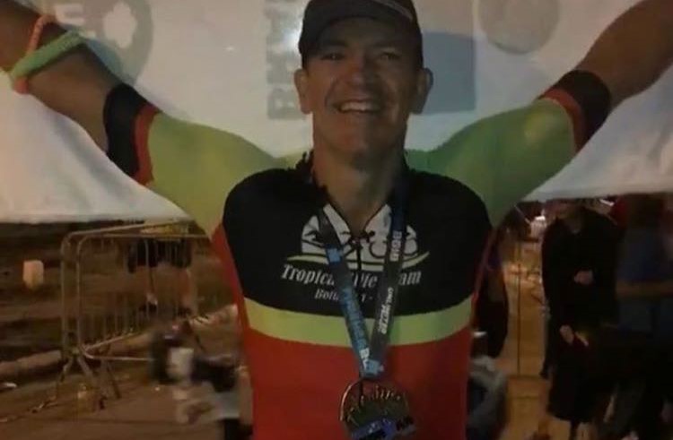 Bombeiro de Botucatu completa prova de IRONMAN no sul do país Bombeiro de Botucatu completa prova de IRONMAN no sul do país