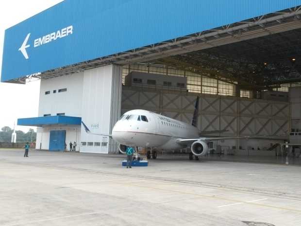 Acordo entre Boeing e Embraer prevê aquisição de fábricas em Portugal, diz jornal