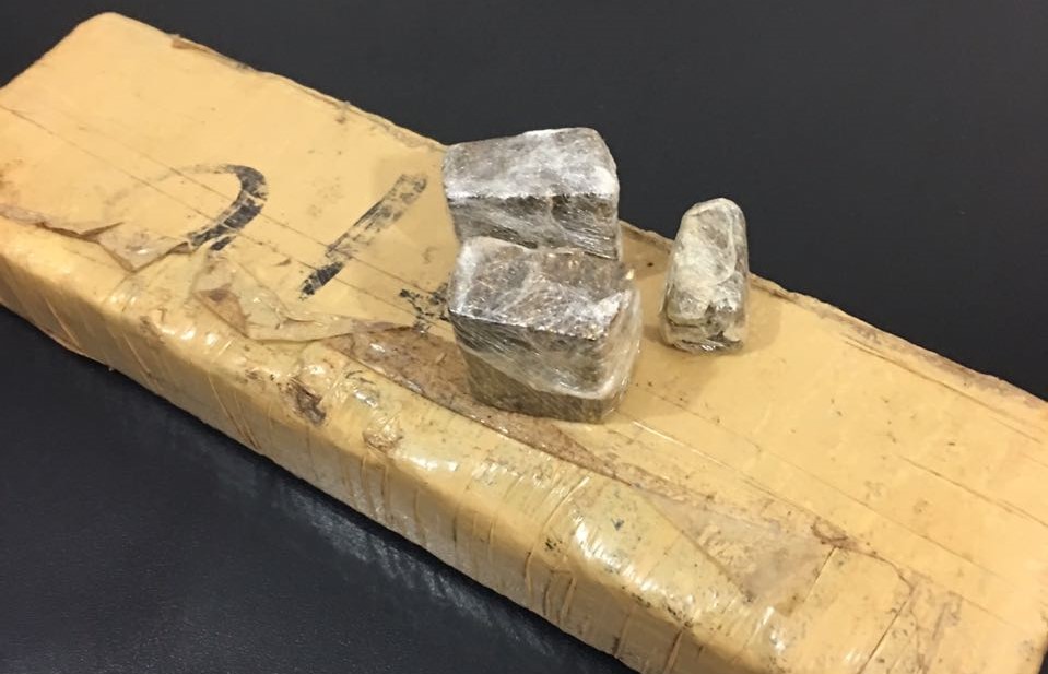 Polícia Militar flagra dois com mais de 1 kg de maconha no Jardim Itamarati