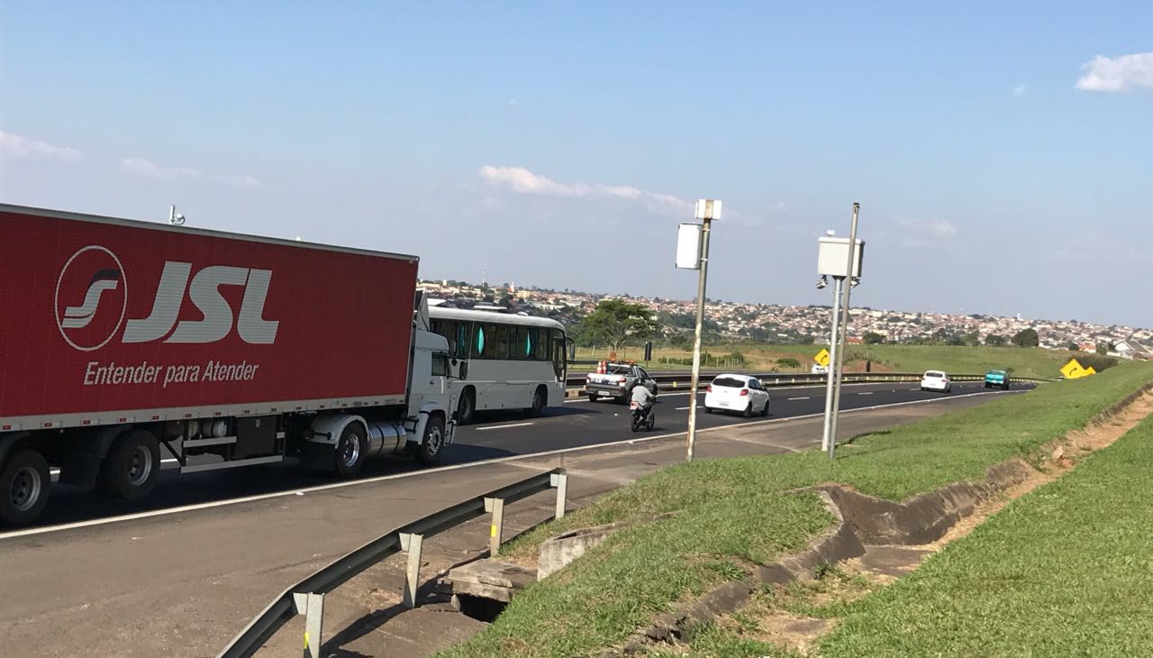 Movimento nas estradas da região deve aumentar na tarde desta segunda-feira, 09 Movimento nas estradas da região deve aumentar na tarde desta segunda-feira, 09