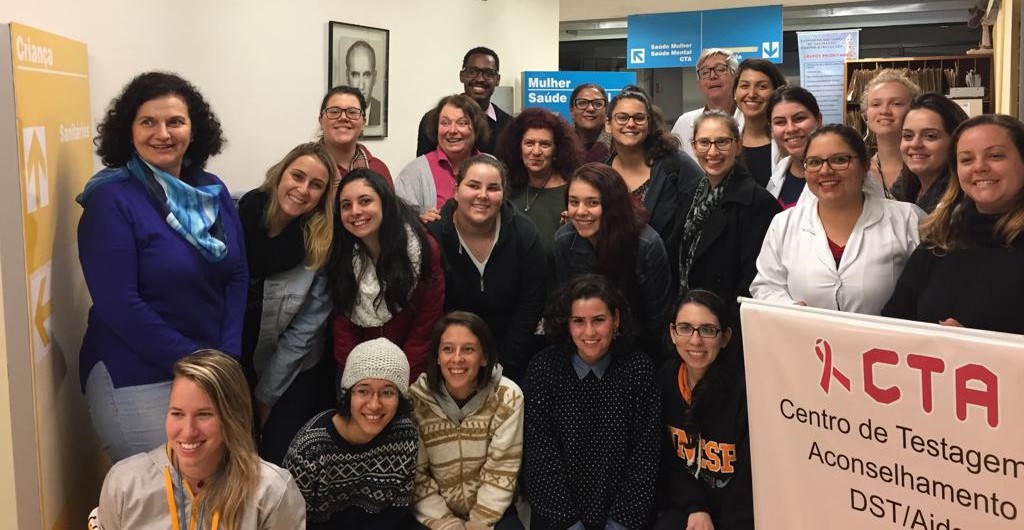 Centro de Saúde Escola (CSE) inaugura serviço para mulheres que fazem sexo com mulheres Centro de Saúde Escola (CSE) inaugura serviço para mulheres que fazem sexo com mulheres