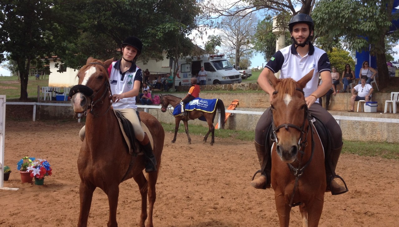 Botucatuenses conquistam dois vice-campeonatos no Hipismo Rural da ABHIR