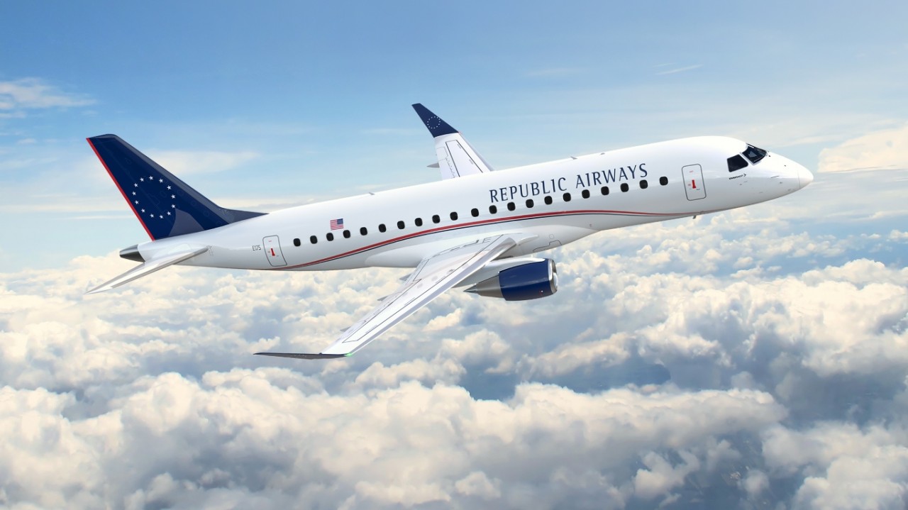 Embraer e Republic Airways assinam contrato para 100 jatos E175