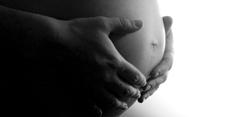 Senado aprova afastamento de grávida e lactante de atividade insalubre