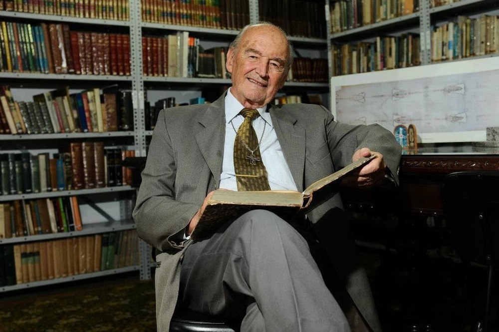 Morre o famoso Padre Quevedo aos 88 anos Morre o famoso Padre Quevedo aos 88 anos