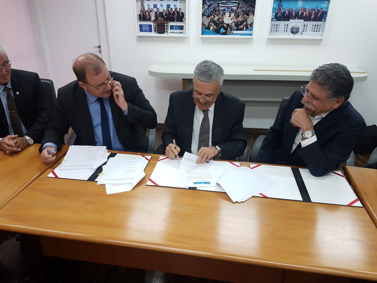 Agora é oficial: Sabesp e Prefeitura assinam aditamento de contrato para construção de represa