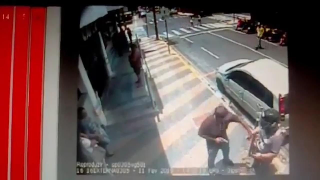 Dono de lotérica em Garça luta com bandido durante assalto, é atingido por tiro e morre Dono de lotérica em Garça luta com bandido durante assalto, é atingido por tiro e morre