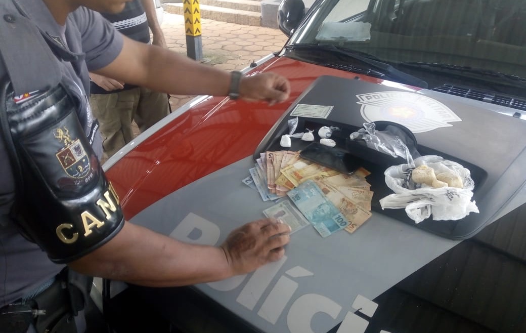 Canil e Rocam registram tráfico de drogas na Cohab 2