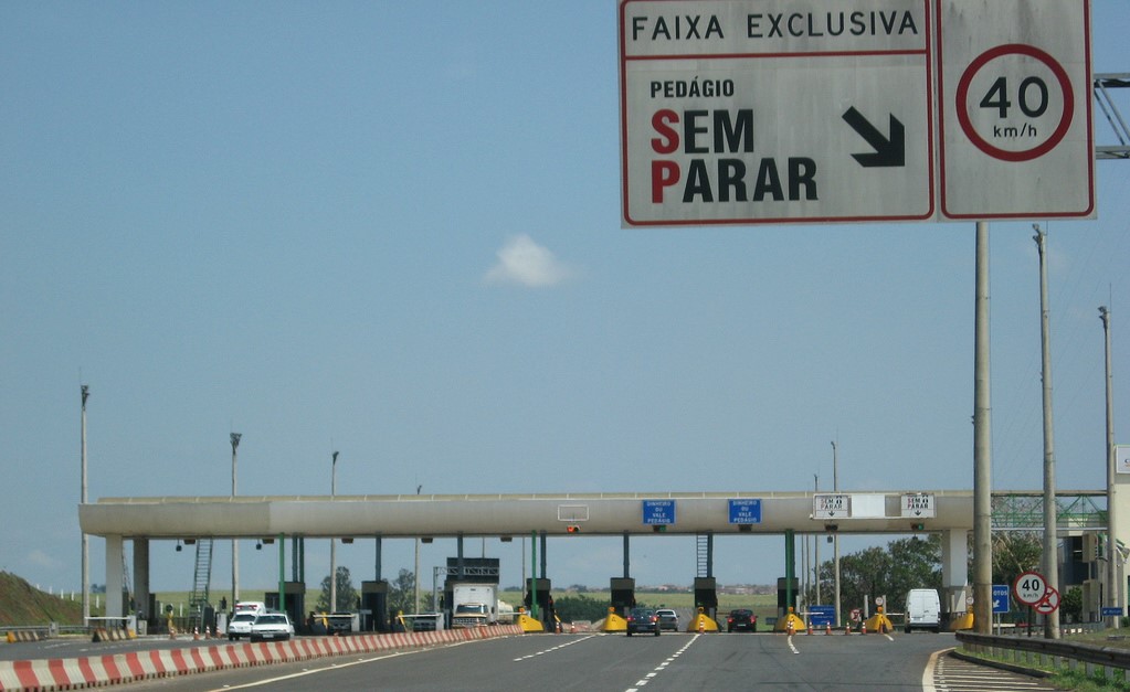 Pedágios começam a multar em cancelas automáticas no interior de São Paulo