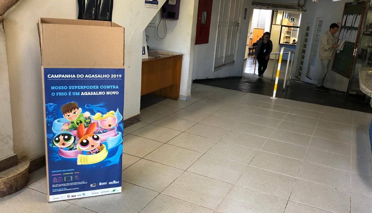 Caixas coletoras da Campanha do Agasalho estão espalhadas pela Cidade