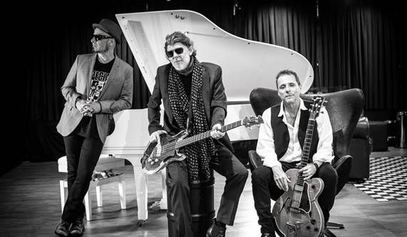 Titãs ‘Trio Acústico’ fará show em Botucatu nesta sexta Titãs ‘Trio Acústico’ fará show em Botucatu nesta sexta