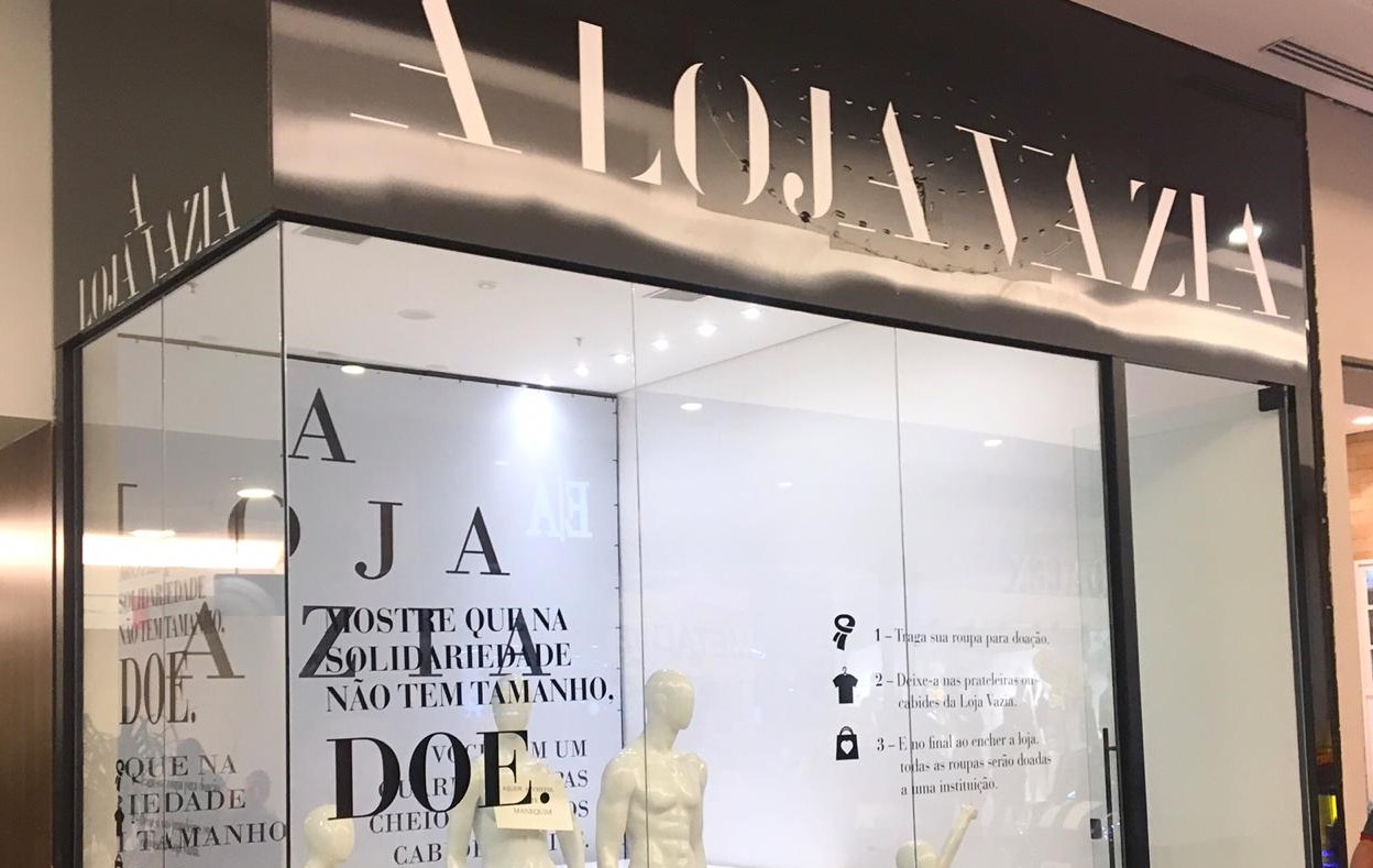 ‘Loja Vazia’ no Shopping Botucatu arrecada roupas e calçados para quem precisa