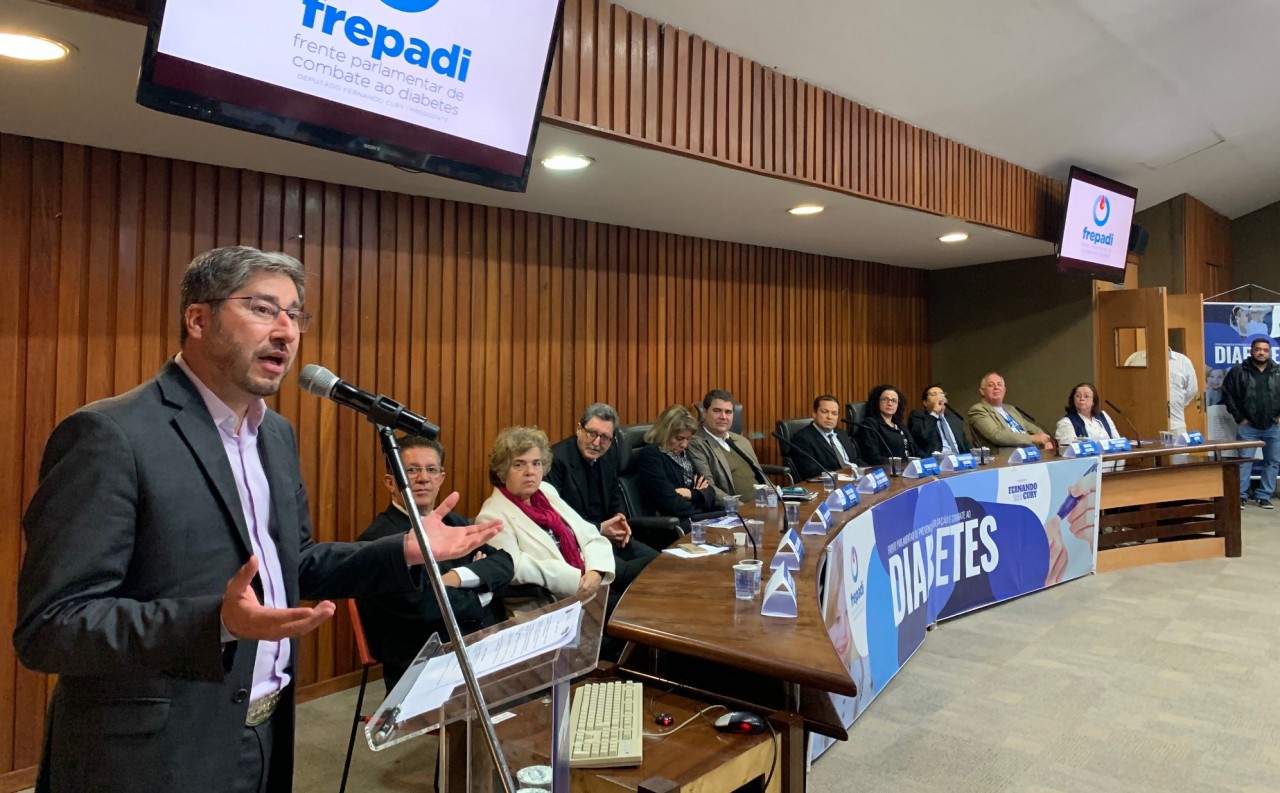 Deputado lança nova etapa da Frente Parlamentar de Combate ao Diabetes