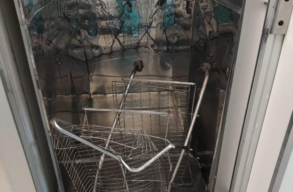 Elevador de Centro Cirúrgico no Hospital das Clínicas despenca e fere duas pessoas