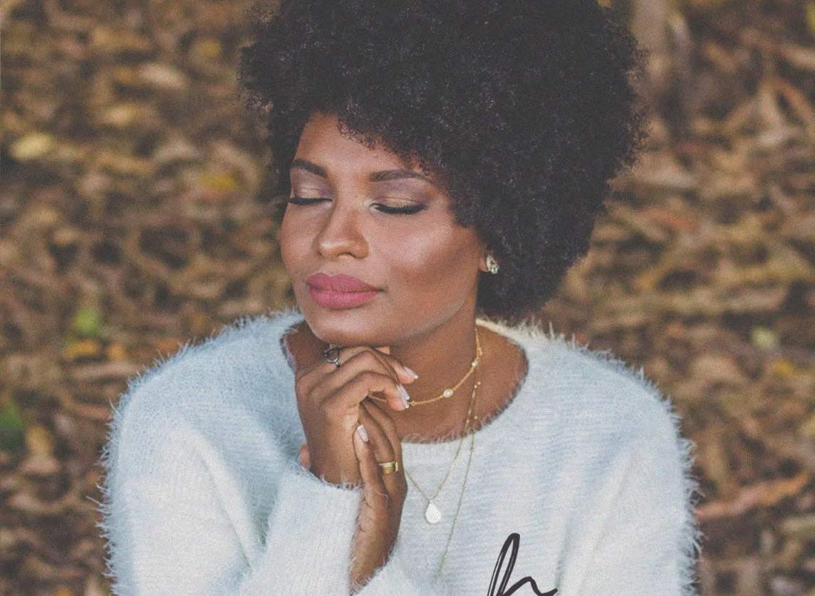 Cantora gospel de Botucatu lança trabalho musical neste fim de semana Cantora gospel de Botucatu lança trabalho musical neste fim de semana