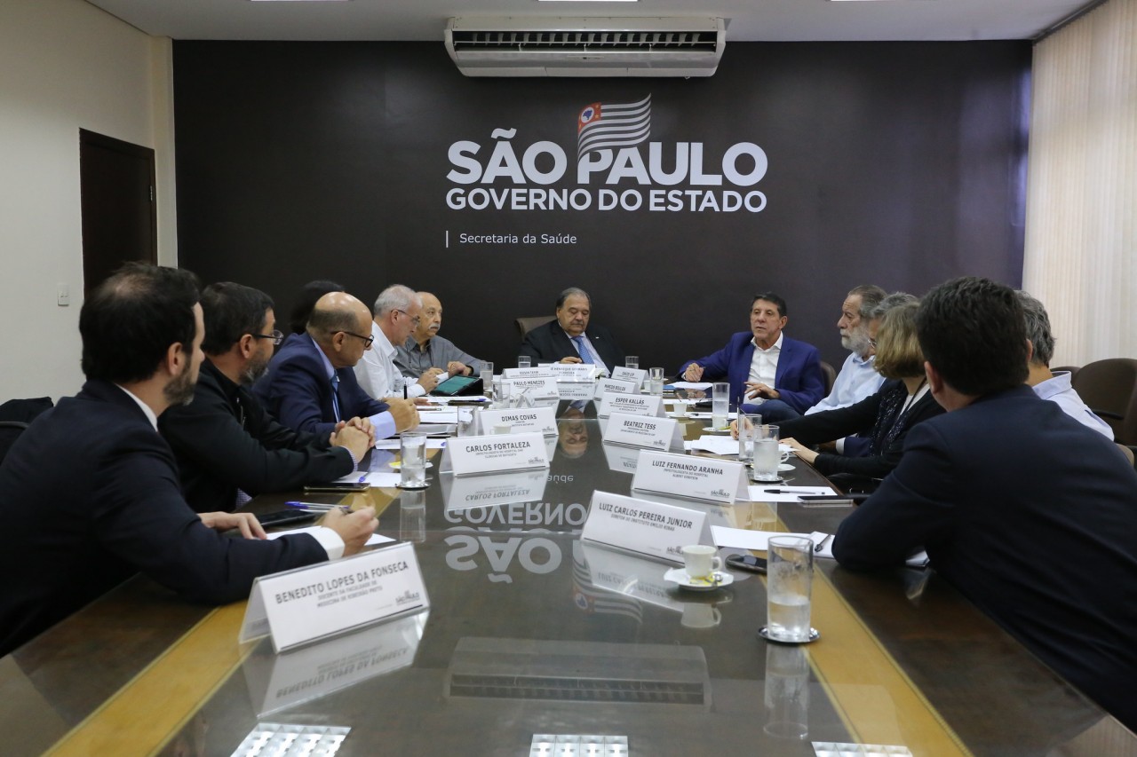 Hospital das Clínicas de Botucatu integra Centro de Contingência do COVID-19 no Estado Hospital das Clínicas de Botucatu integra Centro de Contingência do COVID-19 no Estado