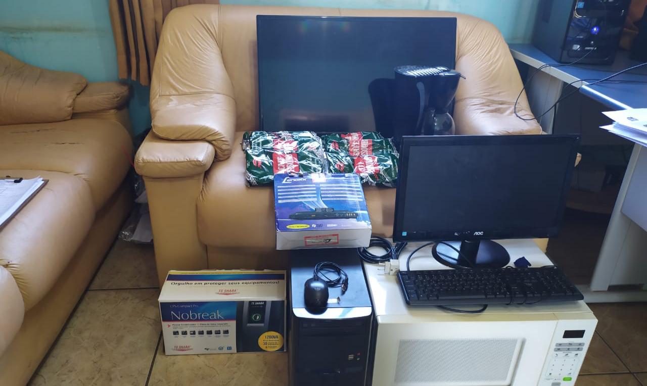 Homens são presos pela PM após furto em posto de saúde de Areiópolis