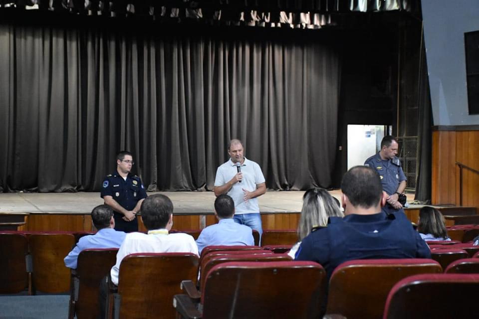 Forças de Segurança atuarão em bancos, lotéricas, mercados e ruas contra aglomeração de pessoas em Botucatu