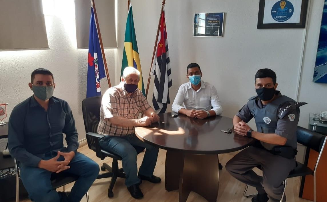 Pardinho poderá ter bloqueio para orientação na entrada do município durante ‘feriadão’ em São Paulo