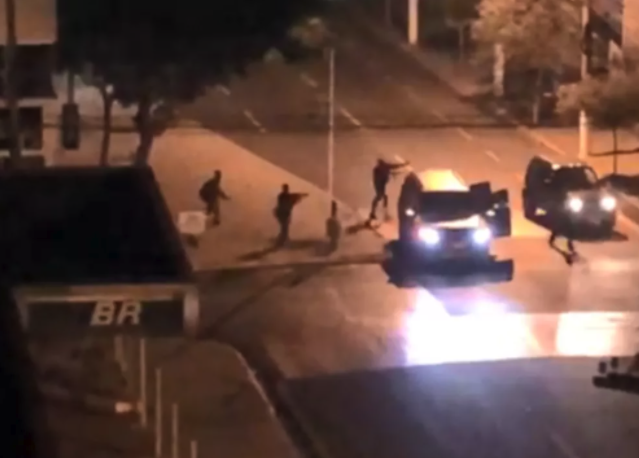 Bandidos explodem agência do Banco do Brasil e destroem base da PM em Ourinhos