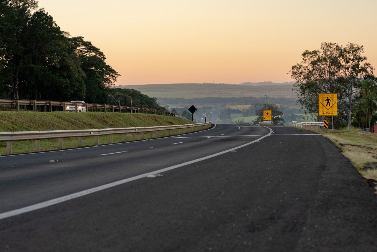 Acidente deixa um morto e um ferido grave na Rondon em Lençóis Paulista