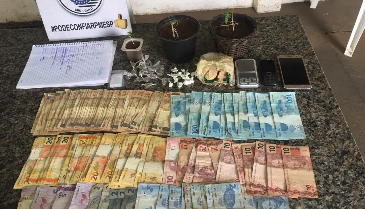 Polícia Militar apreende drogas, grande quantia em dinheiro e vasos de maconha em Botucatu