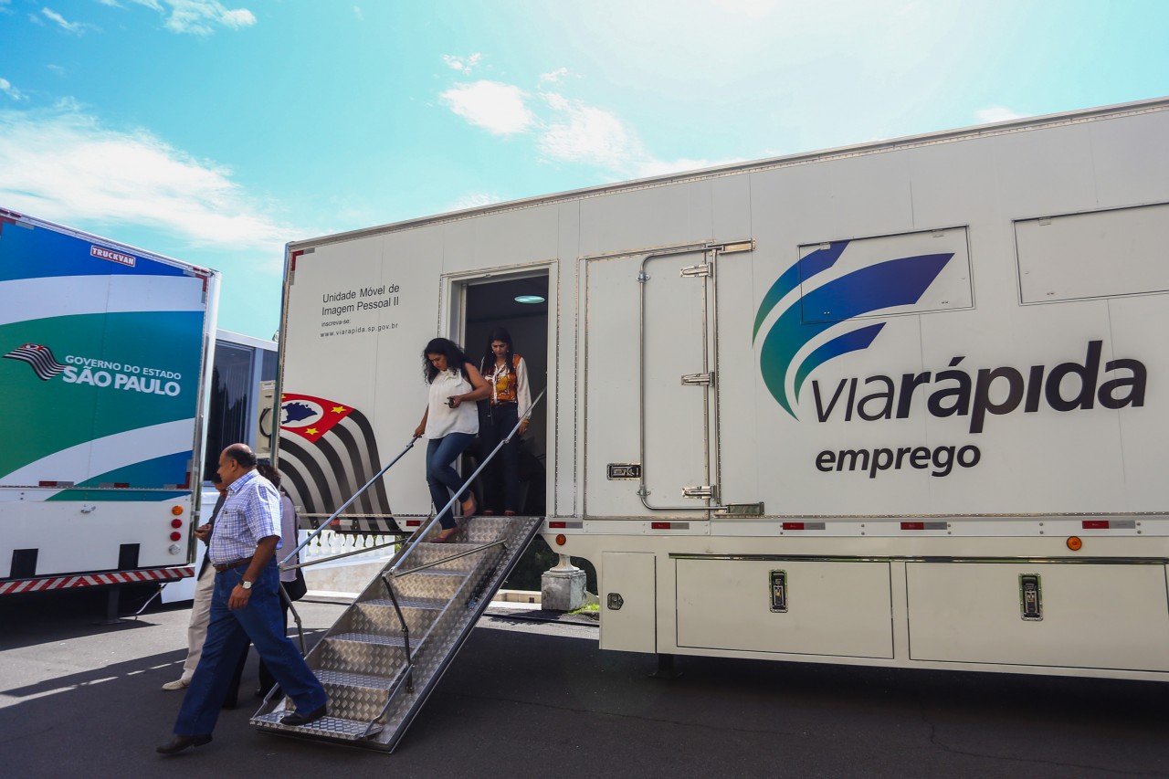 Governo de SP abre 20 mil vagas gratuitas em cursos tecnológicos para mulheres