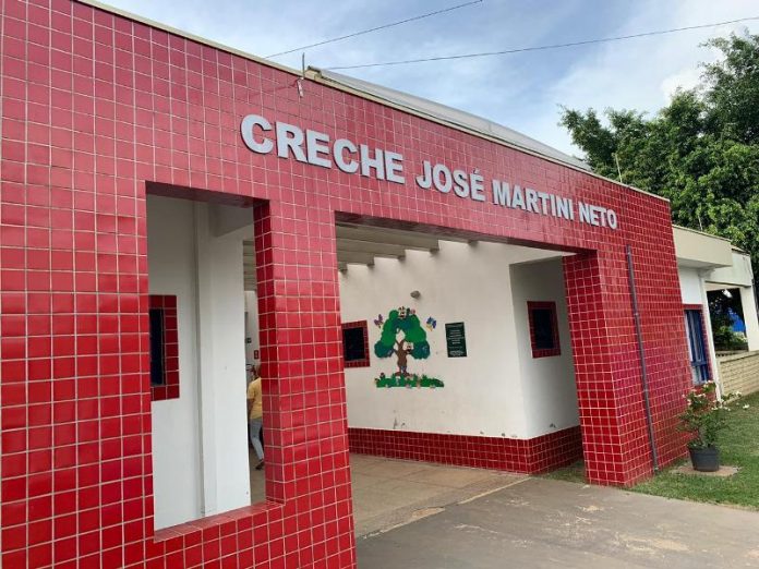 Educação de Pardinho lança questionário para saber opinião sobre possível volta das aulas presenciais