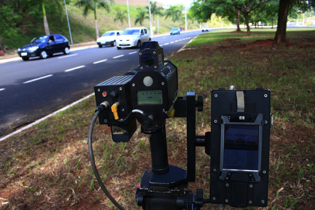 Detran SP adere a sistema que oferece desconto de 40% em multas para motoristas