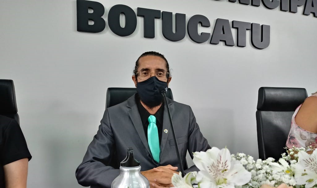 Rodrigo Palhinha é eleito Presidente da Câmara em Botucatu