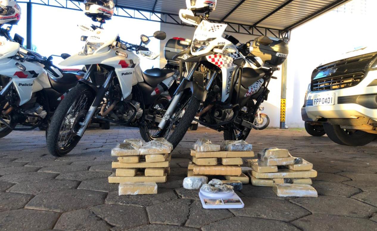 Polícia Militar apreende 23,5 quilos de maconha no Flora Rica em Botucatu