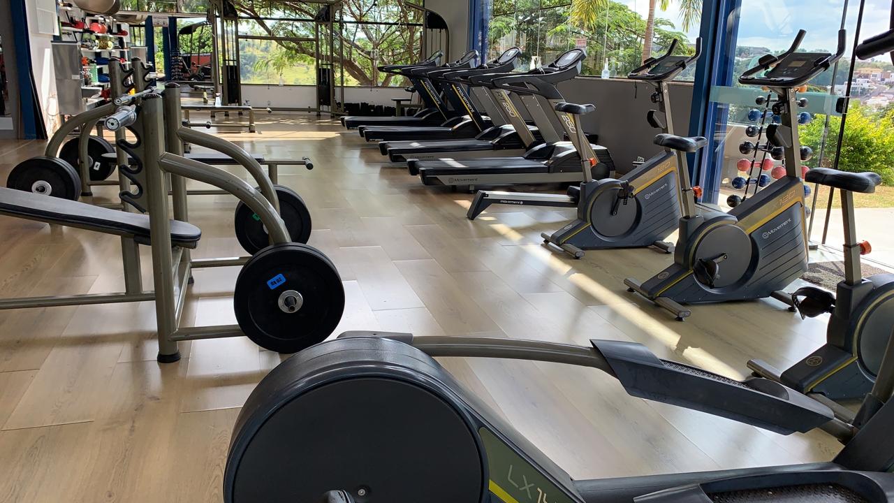 Deputados de SP aprovam exigência de atestado para homens acima de 45 anos frequentarem academia