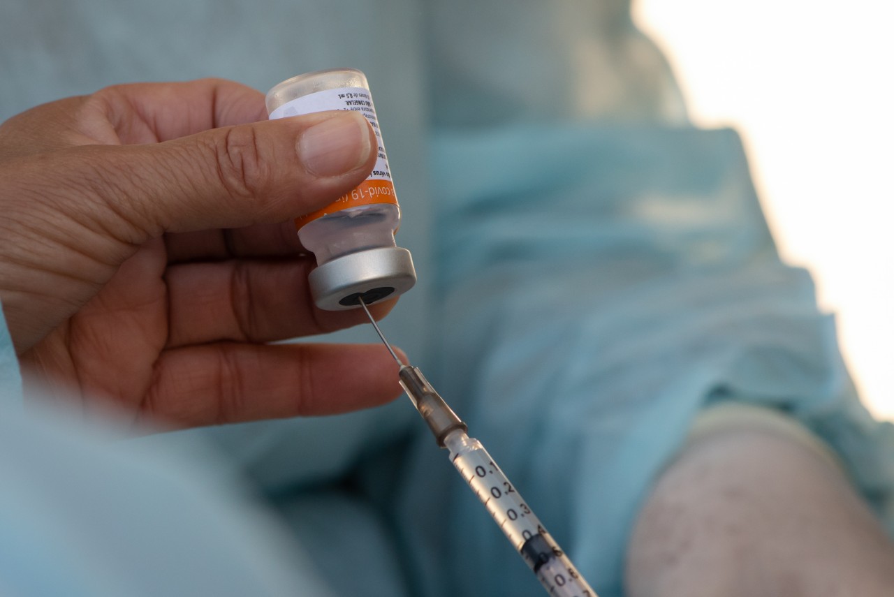 Botucatu começa a aplicar a 3ª dose da vacina contra a Covid em idosos nesta quinta-feira, dia 02 Botucatu começa a aplicar a 3ª dose da vacina contra a Covid em idosos nesta quinta-feira, dia 02