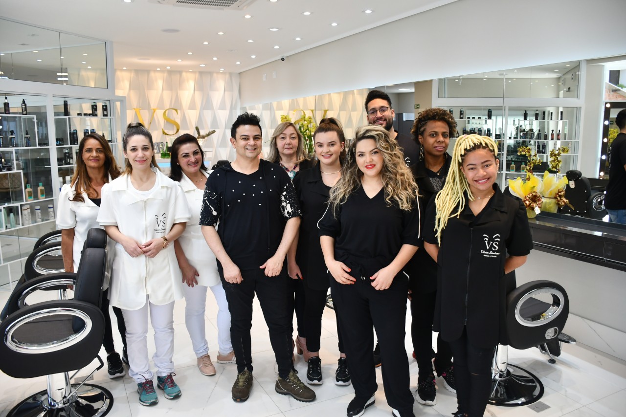 Salão de beleza inaugura grande estrutura e se torna referência para Botucatu e região Salão de beleza inaugura grande estrutura e se torna referência para Botucatu e região