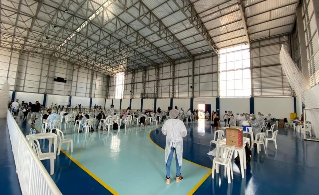 Confira os horários da vacinação em adolescentes de 13 a 16 anos neste domingo em Botucatu Confira os horários da vacinação em adolescentes de 13 a 16 anos neste domingo em Botucatu