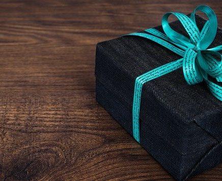 Dia dos Pais: Ipem-SP alerta sobre cuidados na compra de roupas e aparelhos elétricos