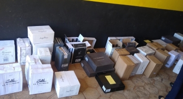TOR prende homem com 287 garrafas de vinho de origem ilícita na Castelo Branco; houve intensa perseguição